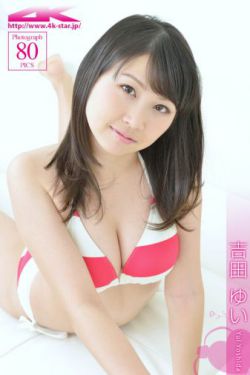 被两个男人舔吃我bb